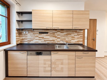 Pronájem bytu, 2+kk, 46 m²