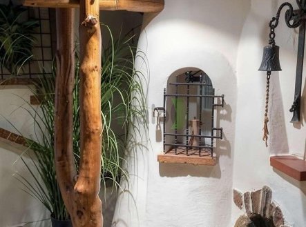 Pronájem jiné komerční nemovitosti, 165 m²