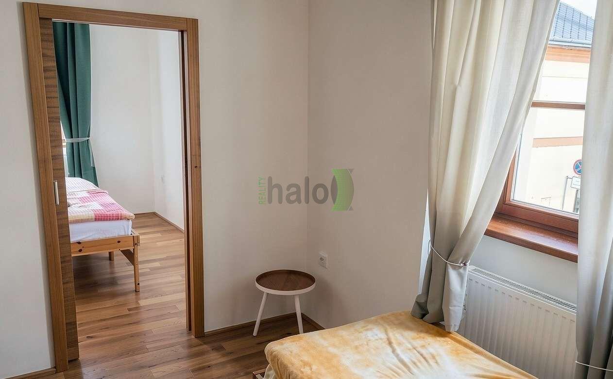 Pronájem 3+kk Netolice, Mírové náměstí