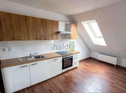 Pronájem bytu, 3+kk, 76 m²