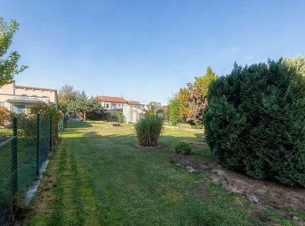Pronájem pozemku, zahrada, 500 m²