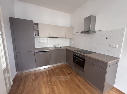 Pronájem bytu, 2+1, 76 m²