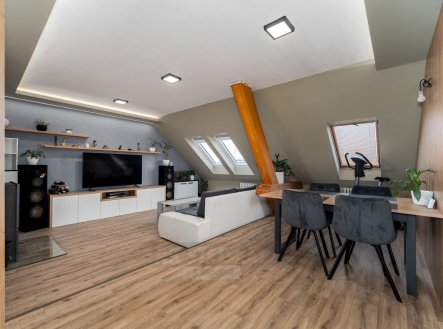 Prodej bytu, 4+1, 145 m²