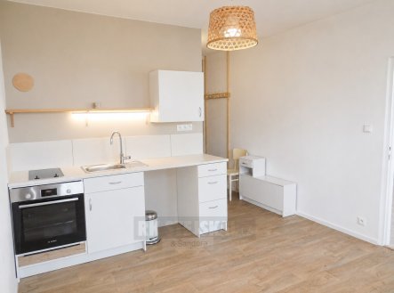 Pronájem bytu, 2+kk, 36 m² obrázek