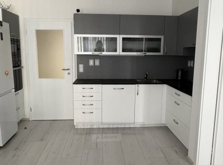 Pronájem bytu, 3+kk, 77 m²