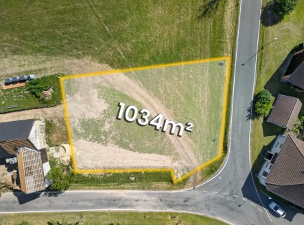 Prodej pozemku pro bydlení, 1 034 m²