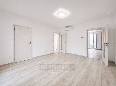 Pronájem bytu, 2+1, 55 m²