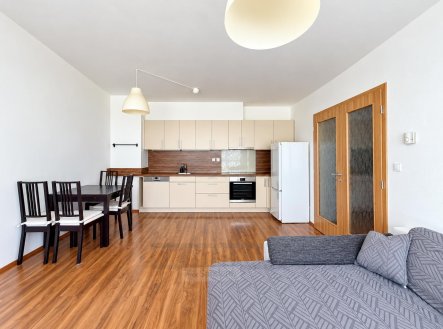 Pronájem bytu, 2+kk, 58 m²