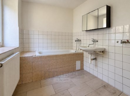 Pronájem bytu, 1+1, 62 m²