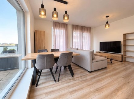 Pronájem bytu, 2+kk, 121 m²