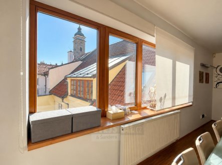 Pronájem kanceláře, 276 m²