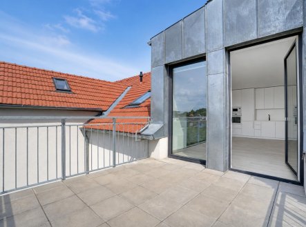 Pronájem bytu, 4+kk, 118 m²