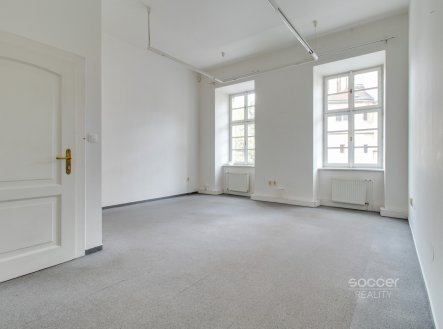 Pronájem kanceláře, 68 m²