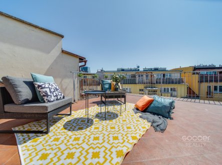 Pronájem bytu, 1+kk, 82 m²