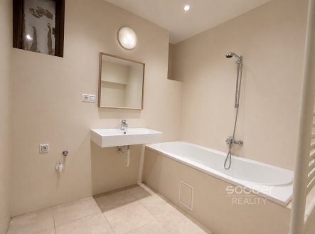 Pronájem bytu, 3+kk, 80 m²
