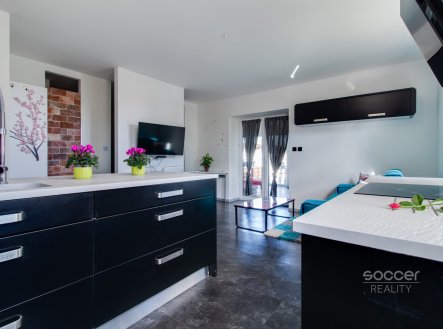Pronájem bytu, 2+kk, 84 m²
