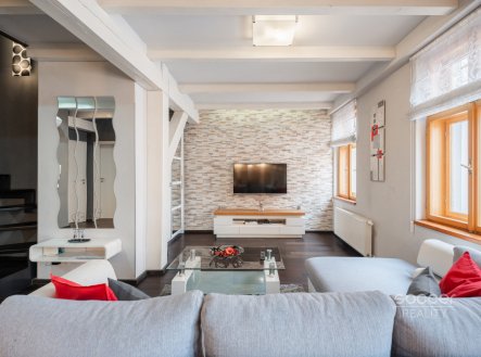 Pronájem bytu, 3+kk, 95 m²