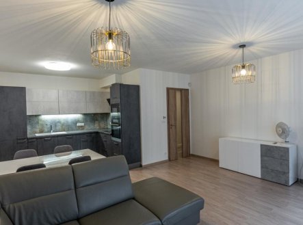 Pronájem bytu, 3+kk, 78 m²