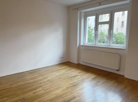 Pronájem bytu, 1+kk, 34 m²