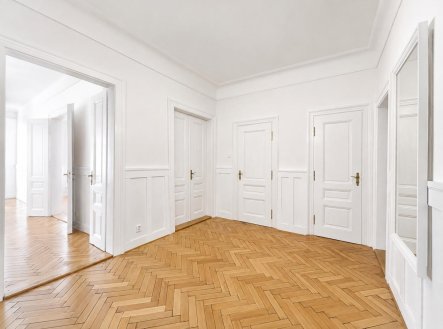 Pronájem bytu, 4+kk, 110 m²
