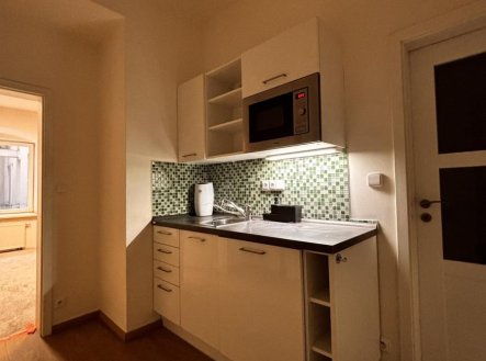 Pronájem kanceláře, 78 m²