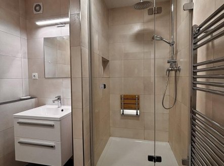 Pronájem bytu, 2+kk, 40 m²