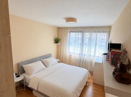 Pronájem bytu, 2+kk, 52 m²