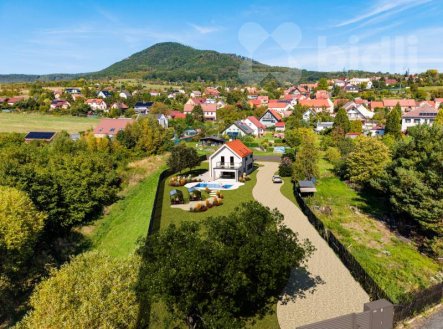 Prodej pozemku pro bydlení, 2 356 m² obrázek