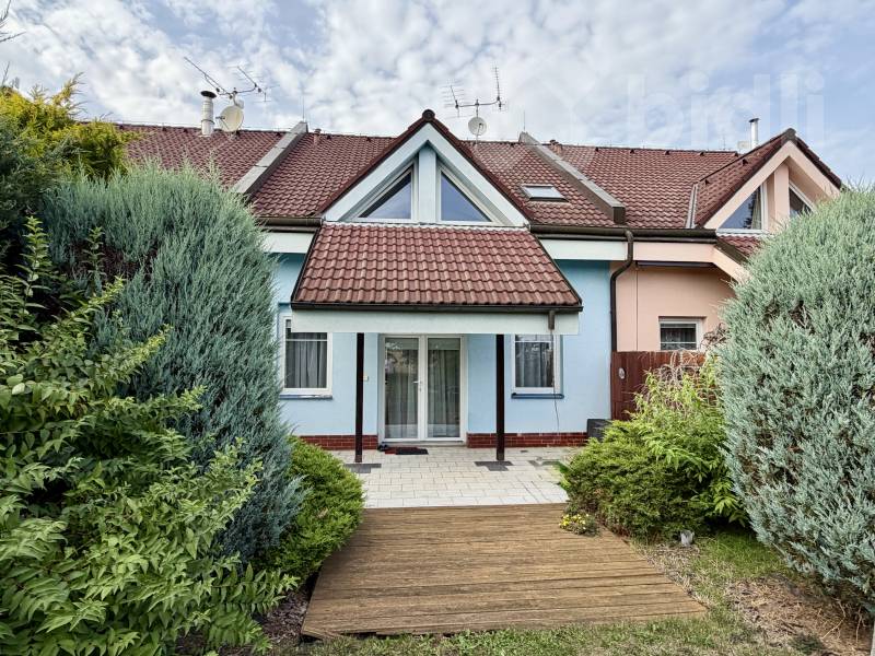 Prodej domu 4+kk s garáží, 156 m2, ulice Dlouhá, Mikulovice u Pardubic