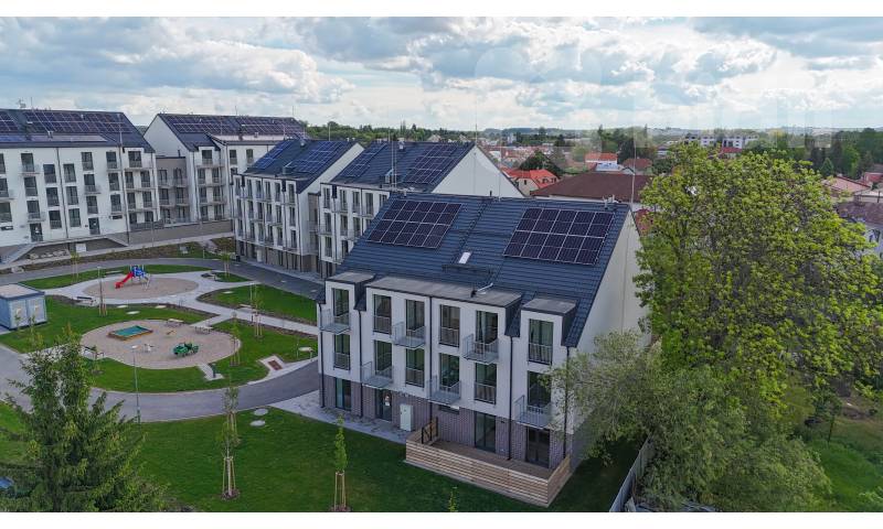Exkluzivní byt 3+kk, 154 m2 s balkonem a garáží v Českém Brodě