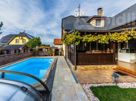 Prodej domu/vily, 283 m²