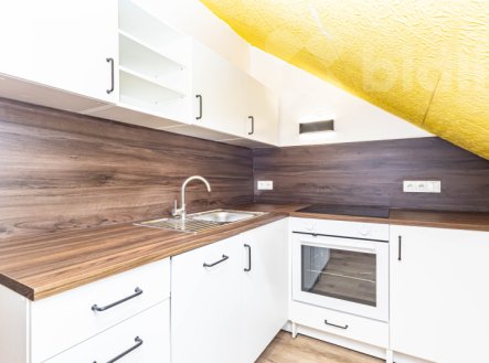 Pronájem bytu, 2+1, 72 m²