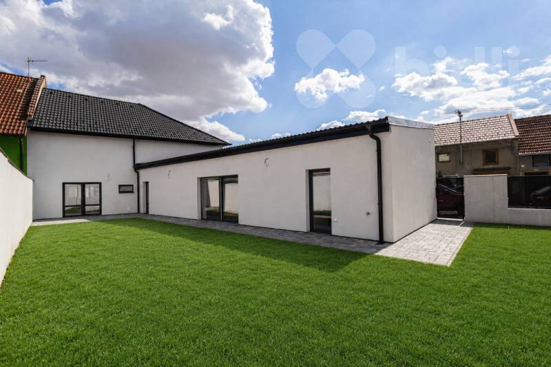 Rodinný dům Hrubčice 183 m2, pozemek 330 m2