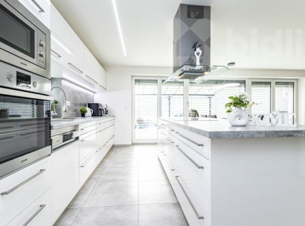 Prodej domu/vily, 299 m²