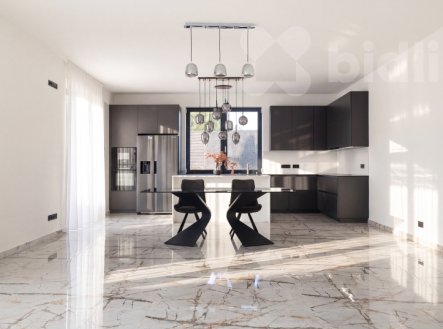 Prodej domu/vily, 336 m²