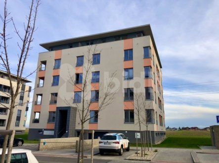 Pronájem bytu, 3+kk, 72 m²