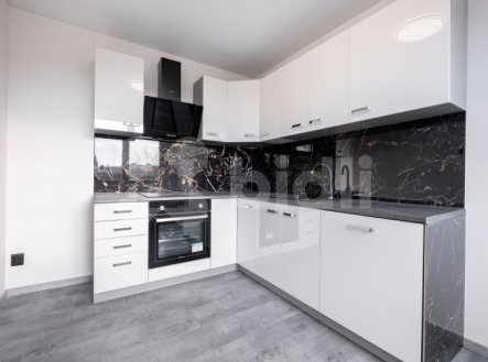 Pronájem bytu, 3+kk, 56 m²