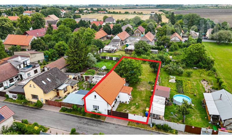 RD po rekonstrukci v malebné vsi u Poděbrad