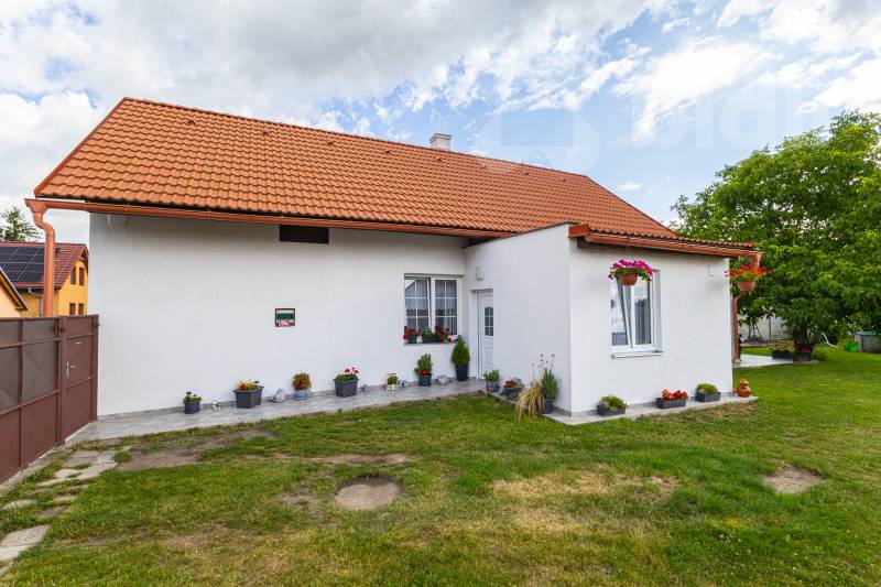 RD po rekonstrukci v malebné vsi u Poděbrad