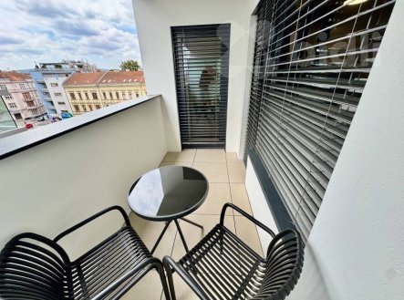 Pronájem bytu, 1+kk, 47 m²