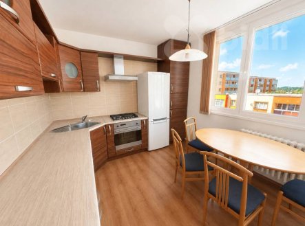 Pronájem bytu, 2+1, 60 m²