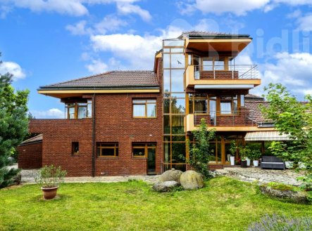 Prodej domu/vily, 1 250 m²
