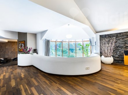 Prodej domu/vily, 1 250 m²