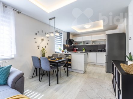 Prodej bytu, 3+kk, 77 m²