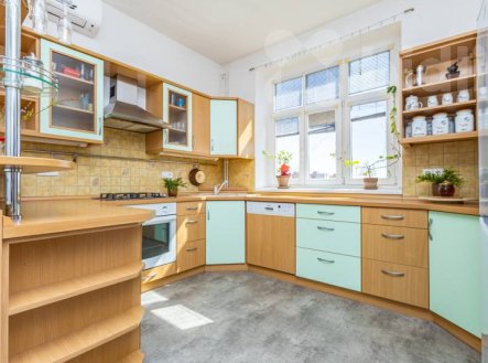 Prodej bytu, 2+1, 86 m²