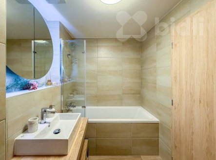 Pronájem bytu, 2+kk, 55 m²