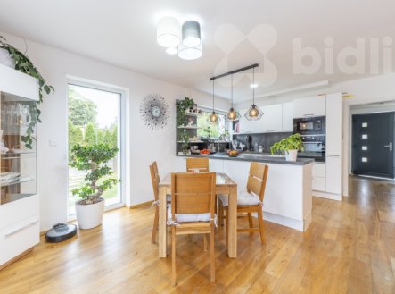 Pronájem bytu, 5+kk, 105 m²