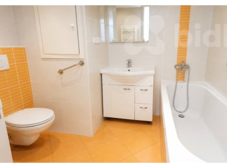 Pronájem bytu, 3+1, 80 m²