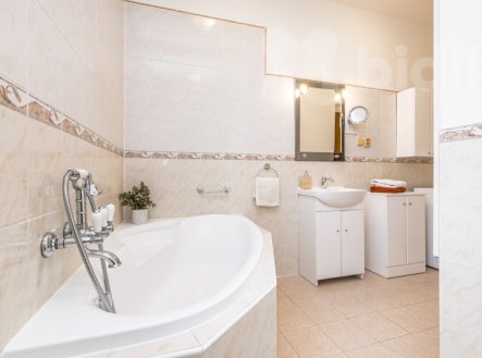 Prodej bytu, 3+kk, 95 m²