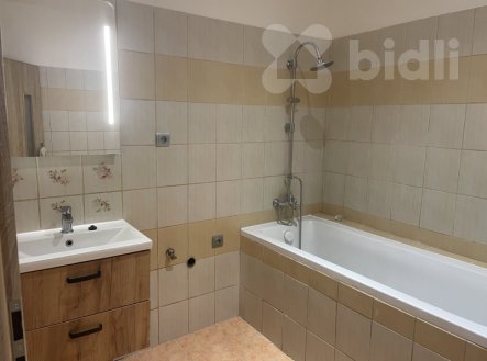Pronájem bytu, 3+kk, 85 m²